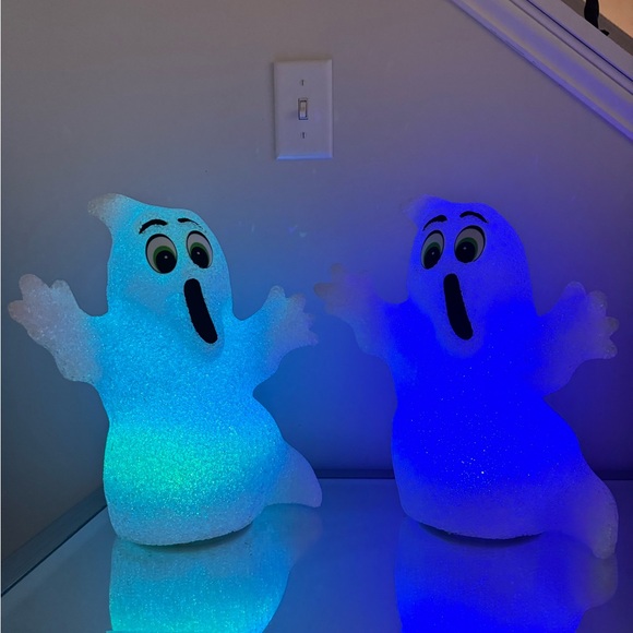 VINTAGE POPCORN PLASTIC COLOR CHANGING HALLOWEEN GHOSTS BUNDLE OF 2 - Picture 2 of 4